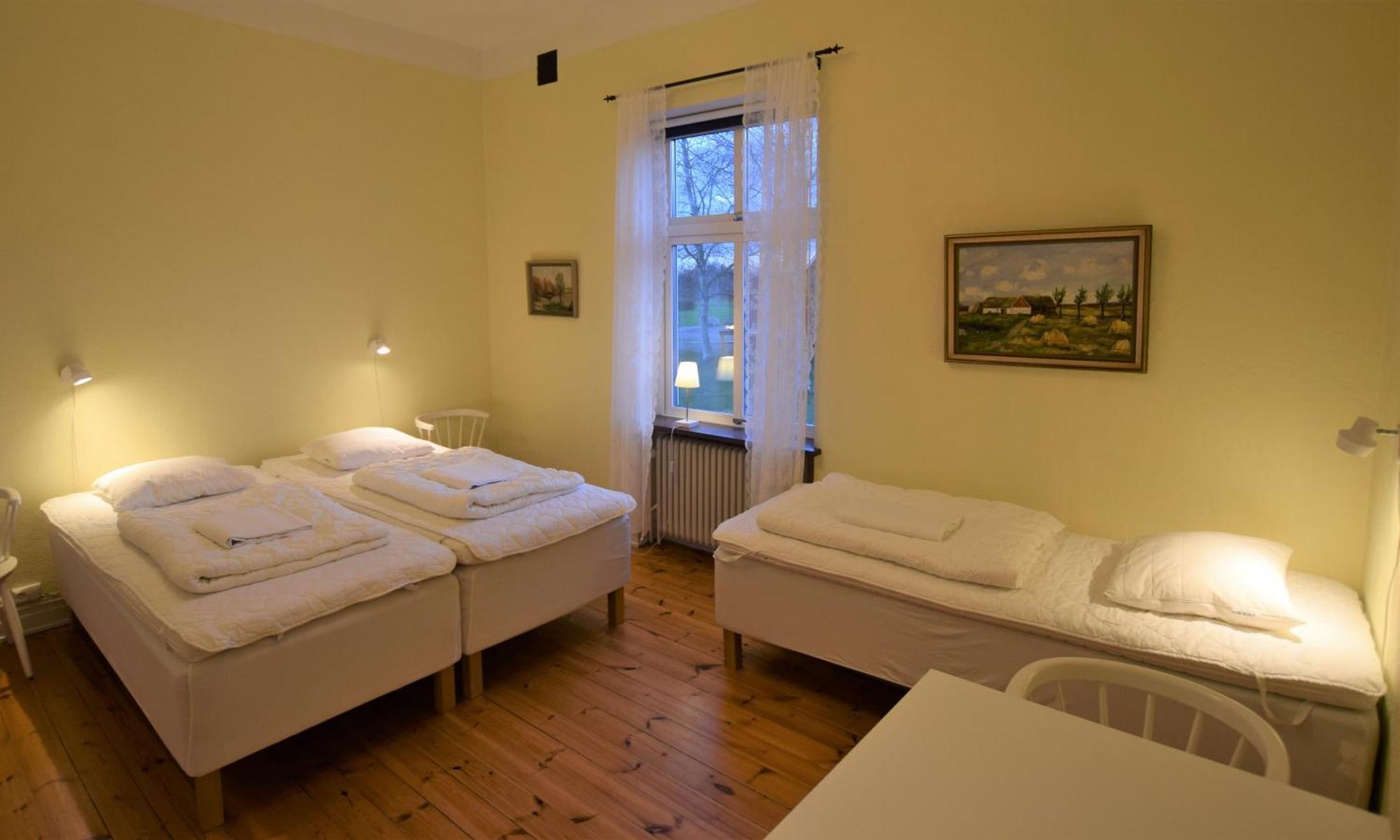 Blaesinge Gard Kullabygden Hostel Jonstorp Ruang foto