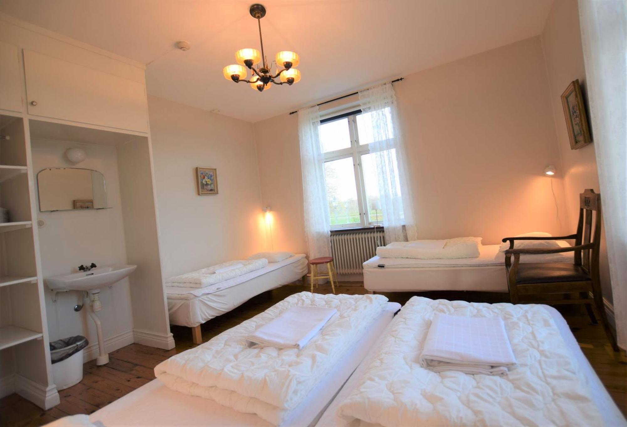 Blaesinge Gard Kullabygden Hostel Jonstorp Ruang foto